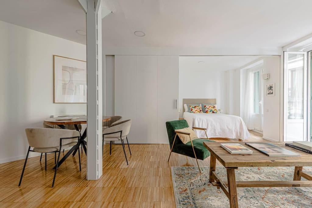 Cozy Apartment In Puerta Del Sol - Esparteros Madrid Exterior photo