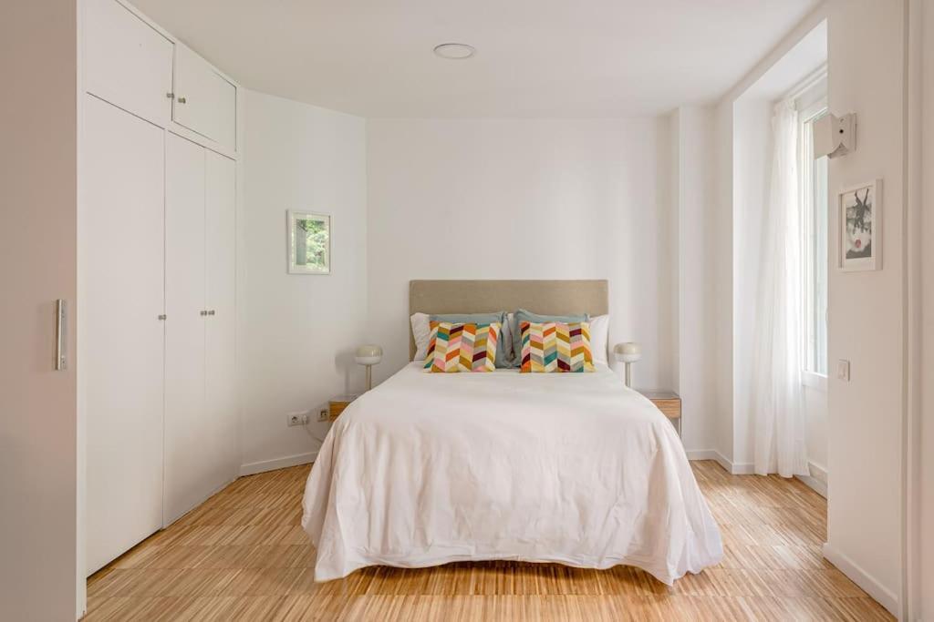 Cozy Apartment In Puerta Del Sol - Esparteros Madrid Exterior photo
